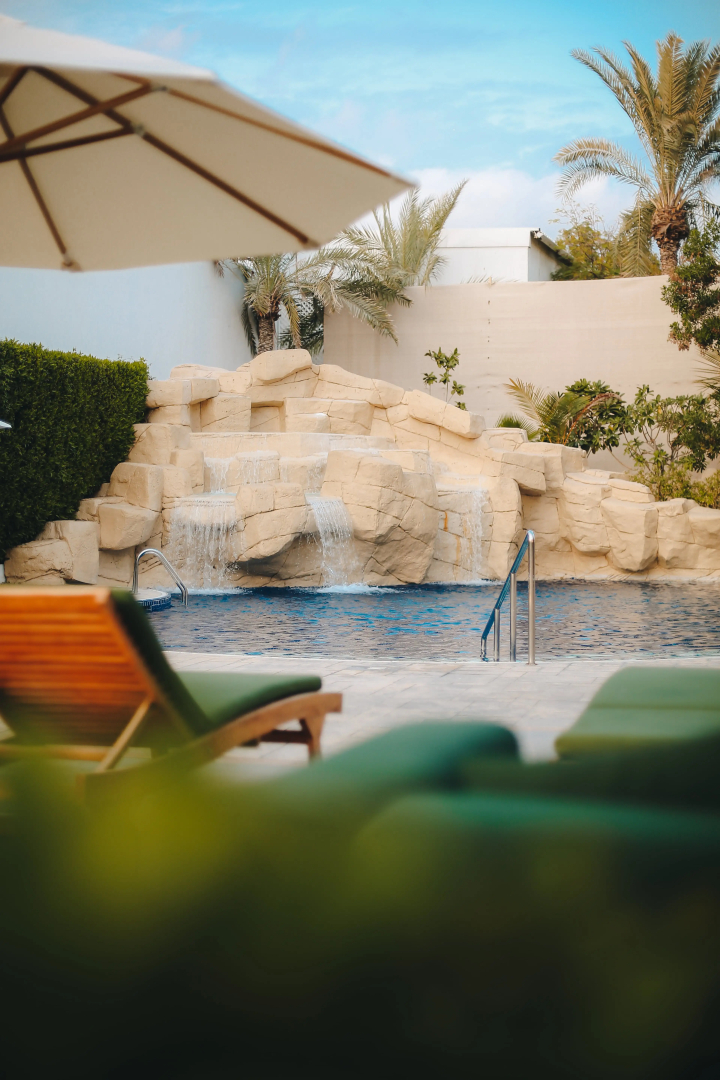 Отель Dubai Marine Beach Resort & Spa