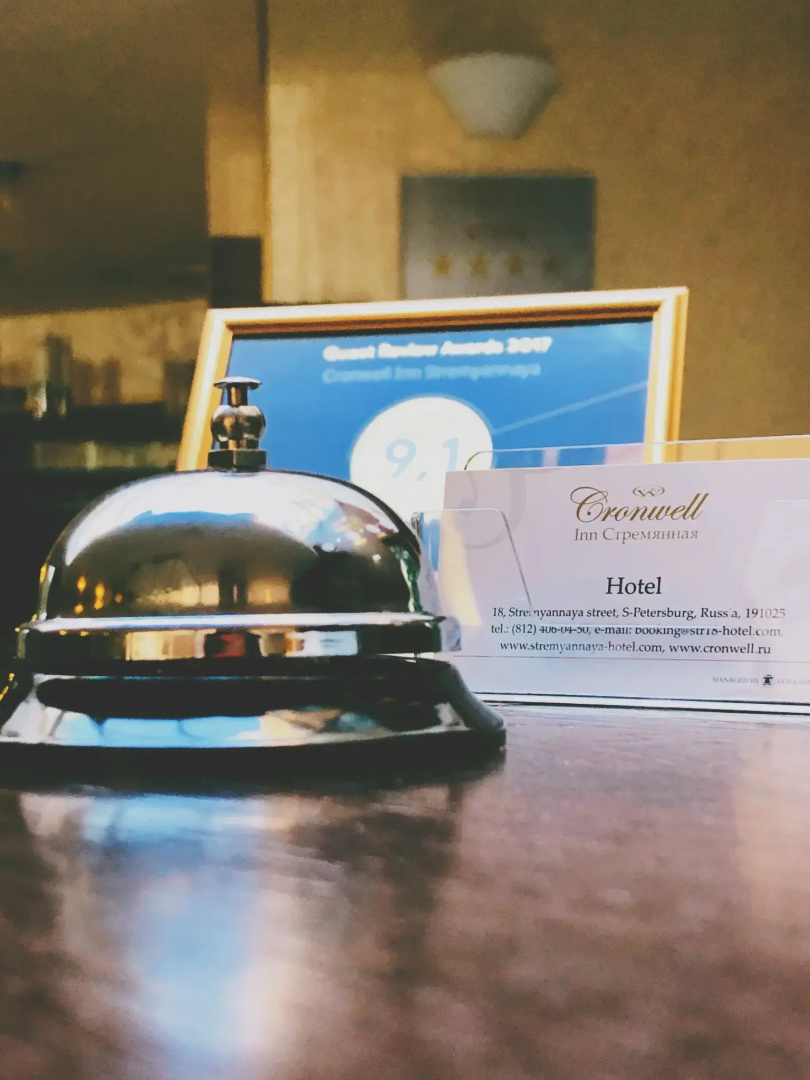 Отель Cronwell Inn Стремянная