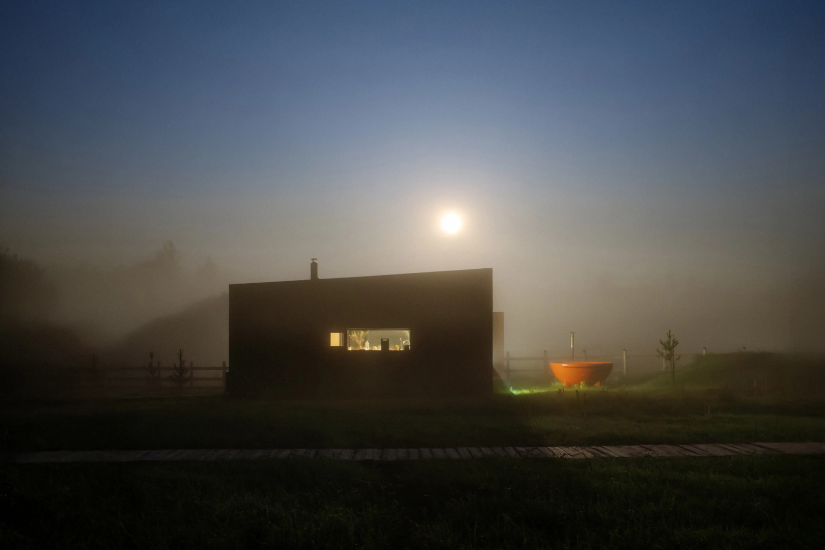 Частный дом Панорамные мини-домики на ферме Nomad Houses в Браславе