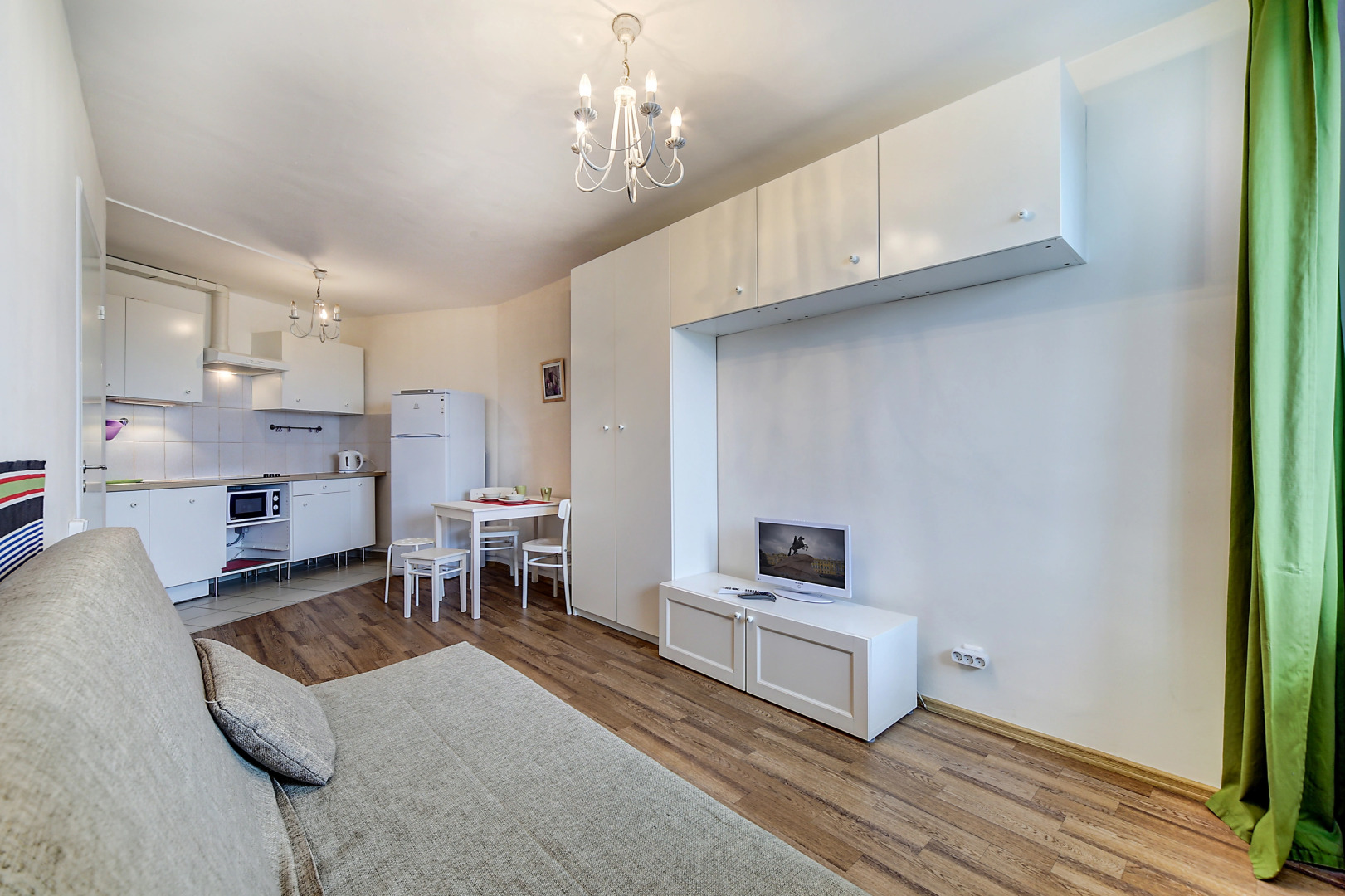 Апартаменты Гости Любят у метро Московская на Космонавтов