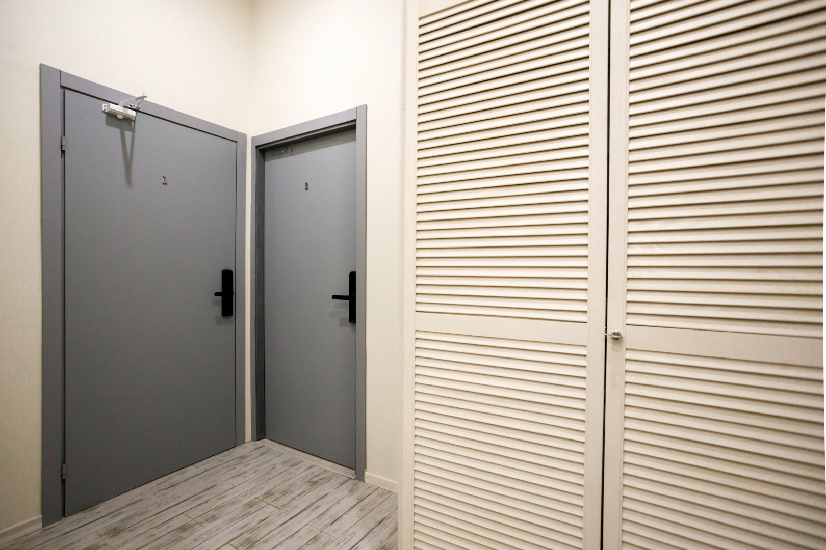 Апартаменты на Яна Грунта 1 -4/1