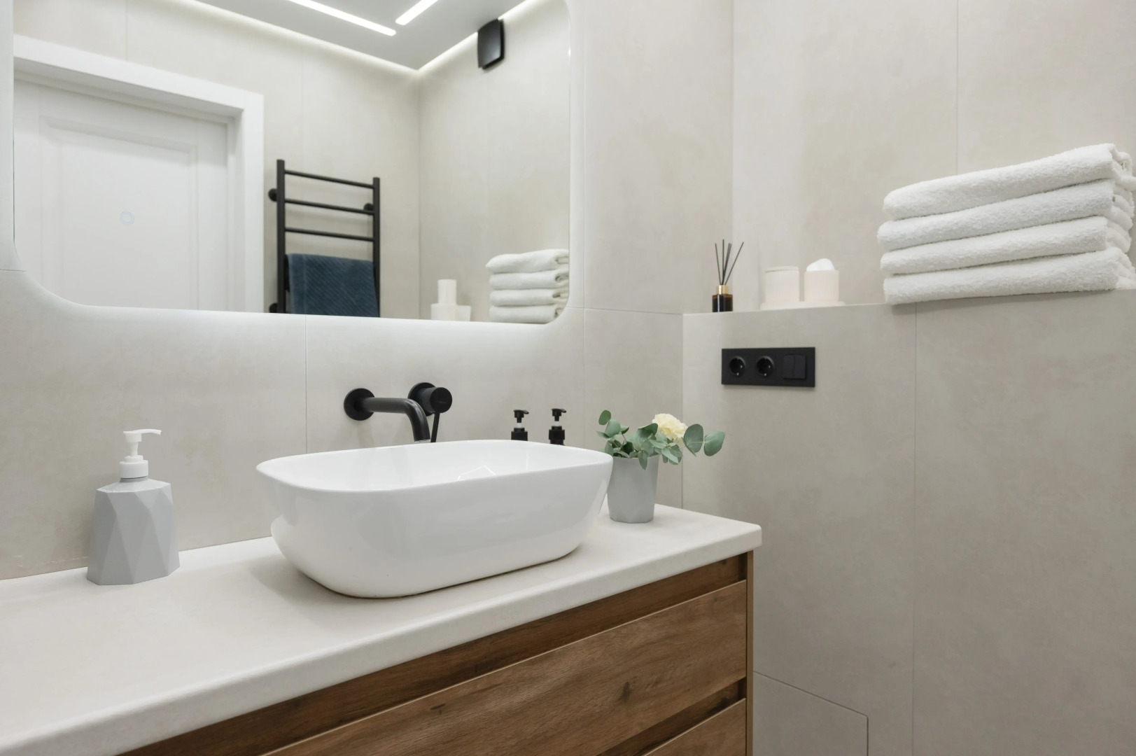 Апартаменты ApartHause на Готвальда 24/5 со стильным дизайном