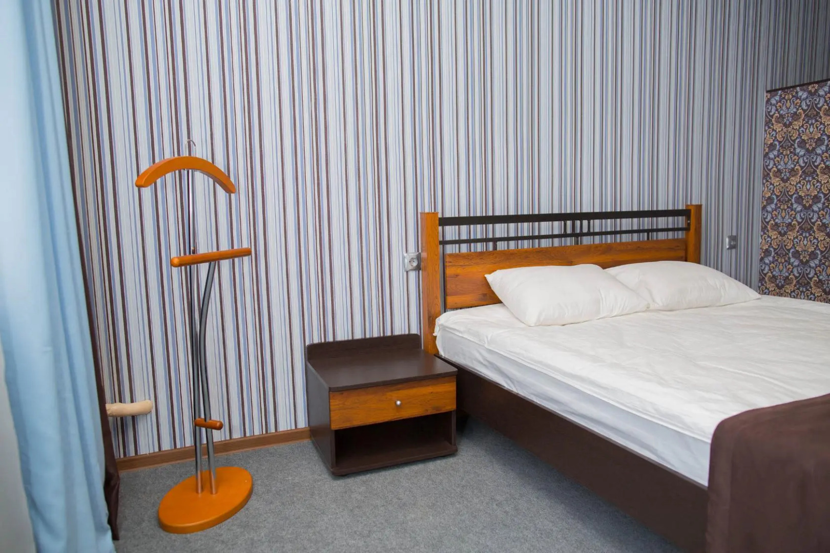 Отель Золотая Лилия