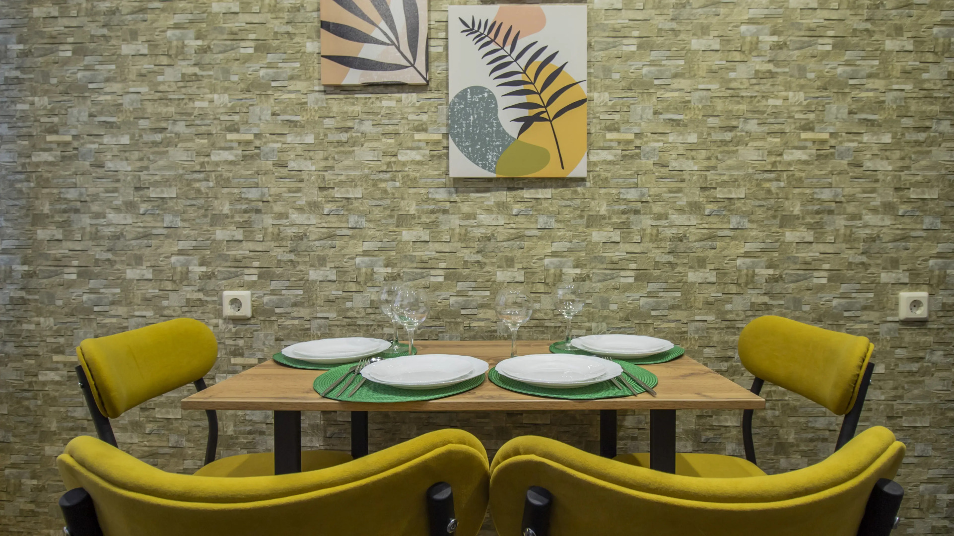 Апартаменты Vegas на Гагарина 101/5