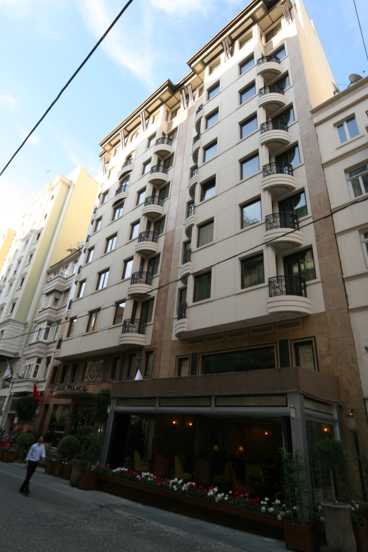 Отель The Central Palace Taksim