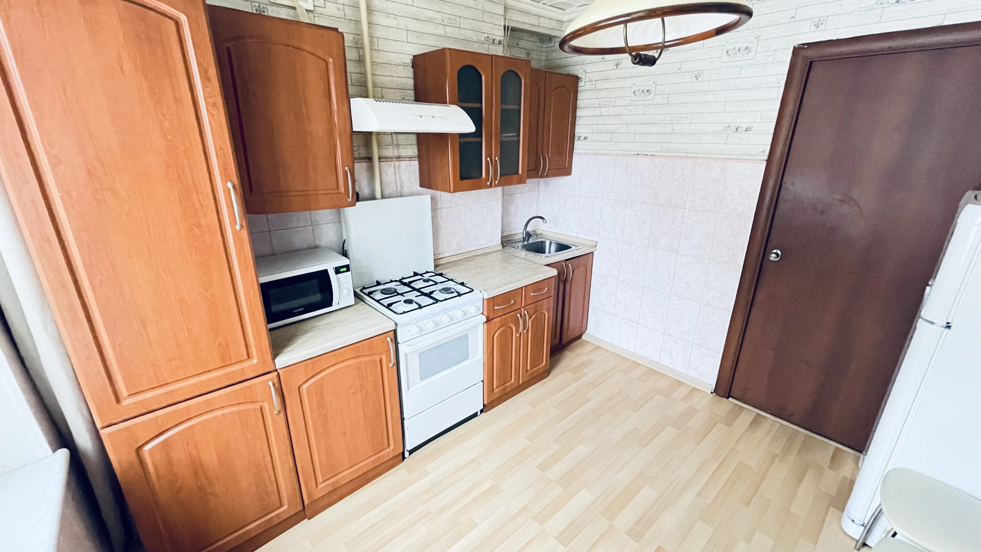 Апартаменты Трёхкомнатные на Пролетарском Проспекте 17