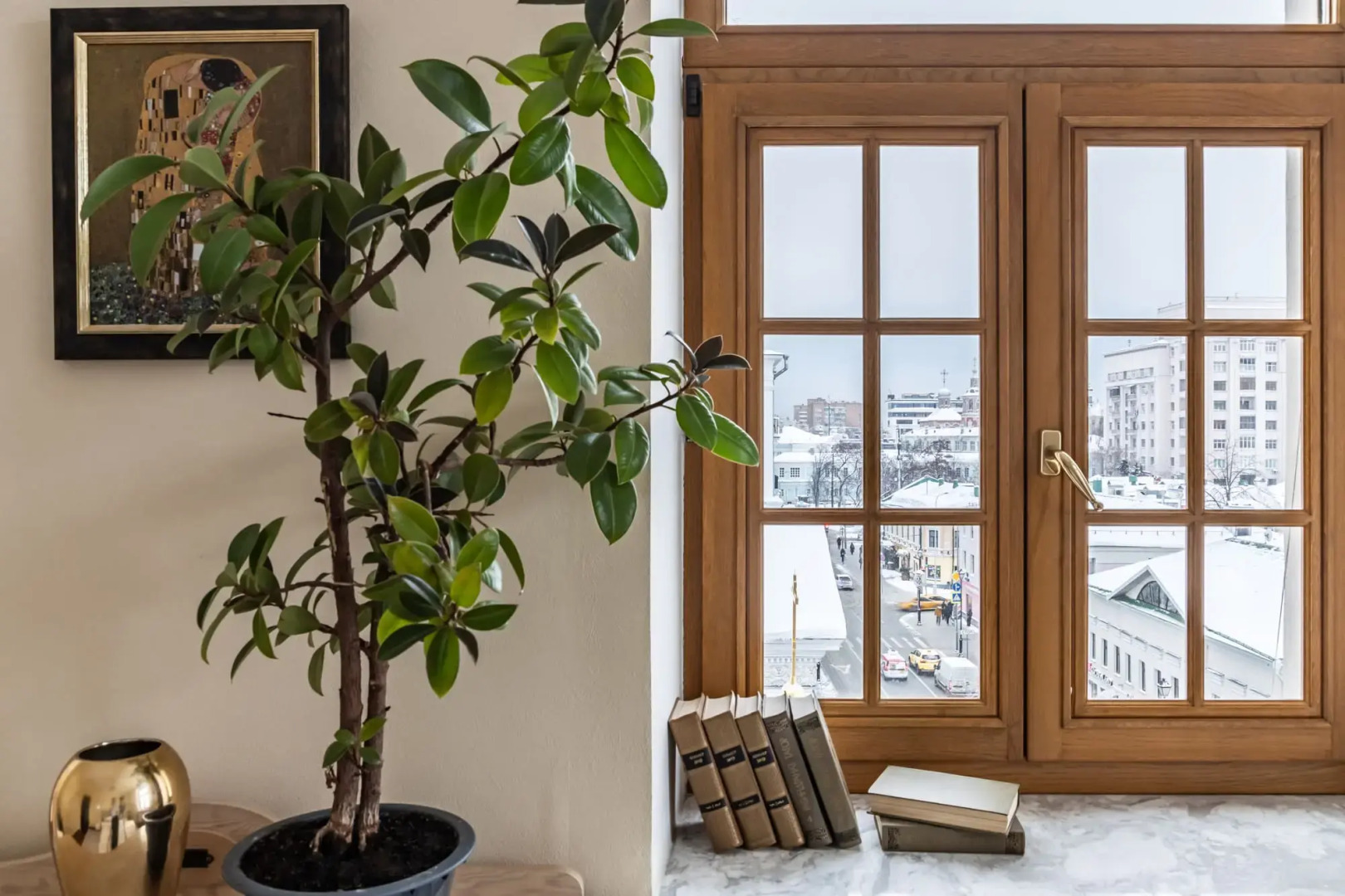 Квартира 4х комнатная  с парковкой возле Кремля