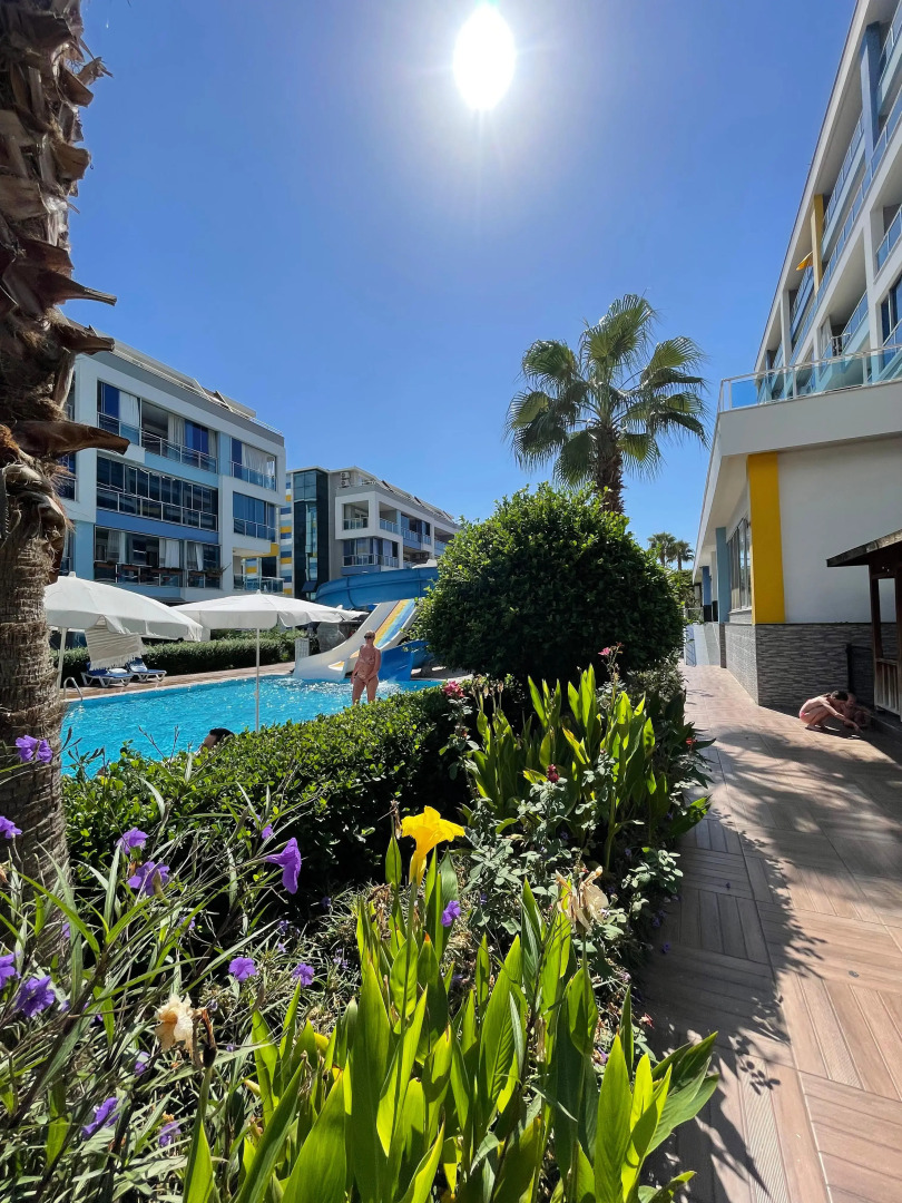 Апартаменты у моря 320 м с балконом