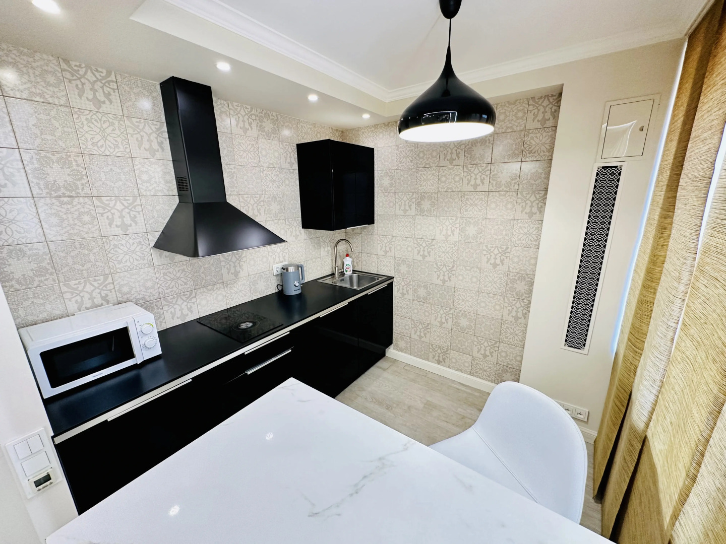 Апартаменты HotelRoom24 Грузинский переулок 12