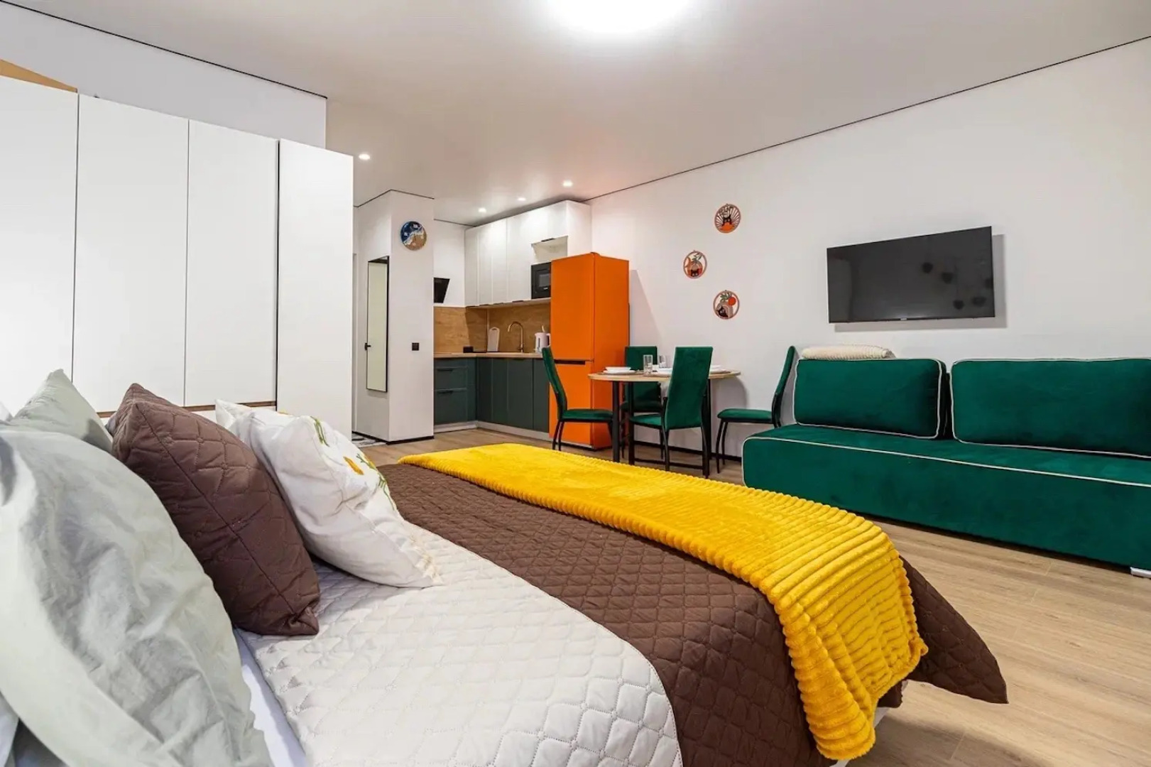 Квартира Семейная студия в ЖК Самолет