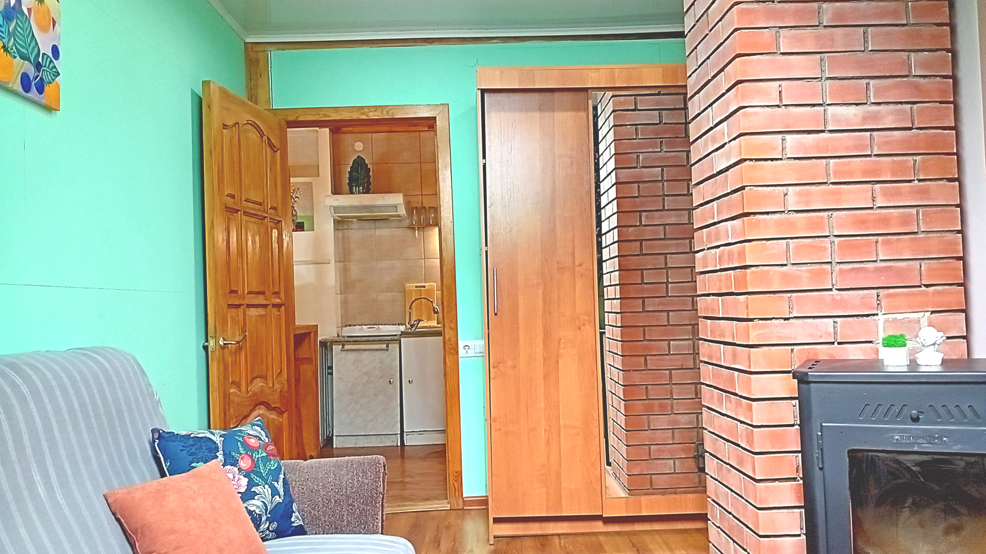 Квартира 2-к  на Берегу Озера с Лебедями