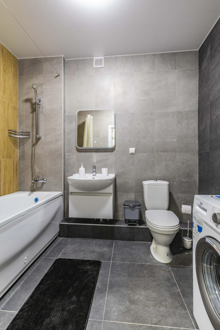 Квартира Двухкомнатная на Тверитина 41