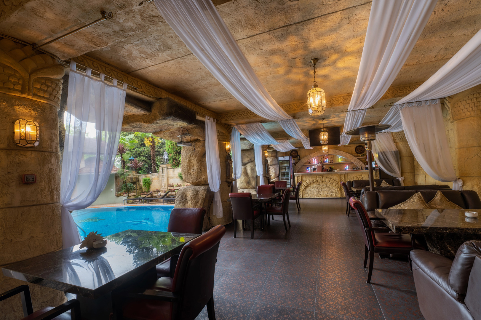 Отель Чеботаревъ