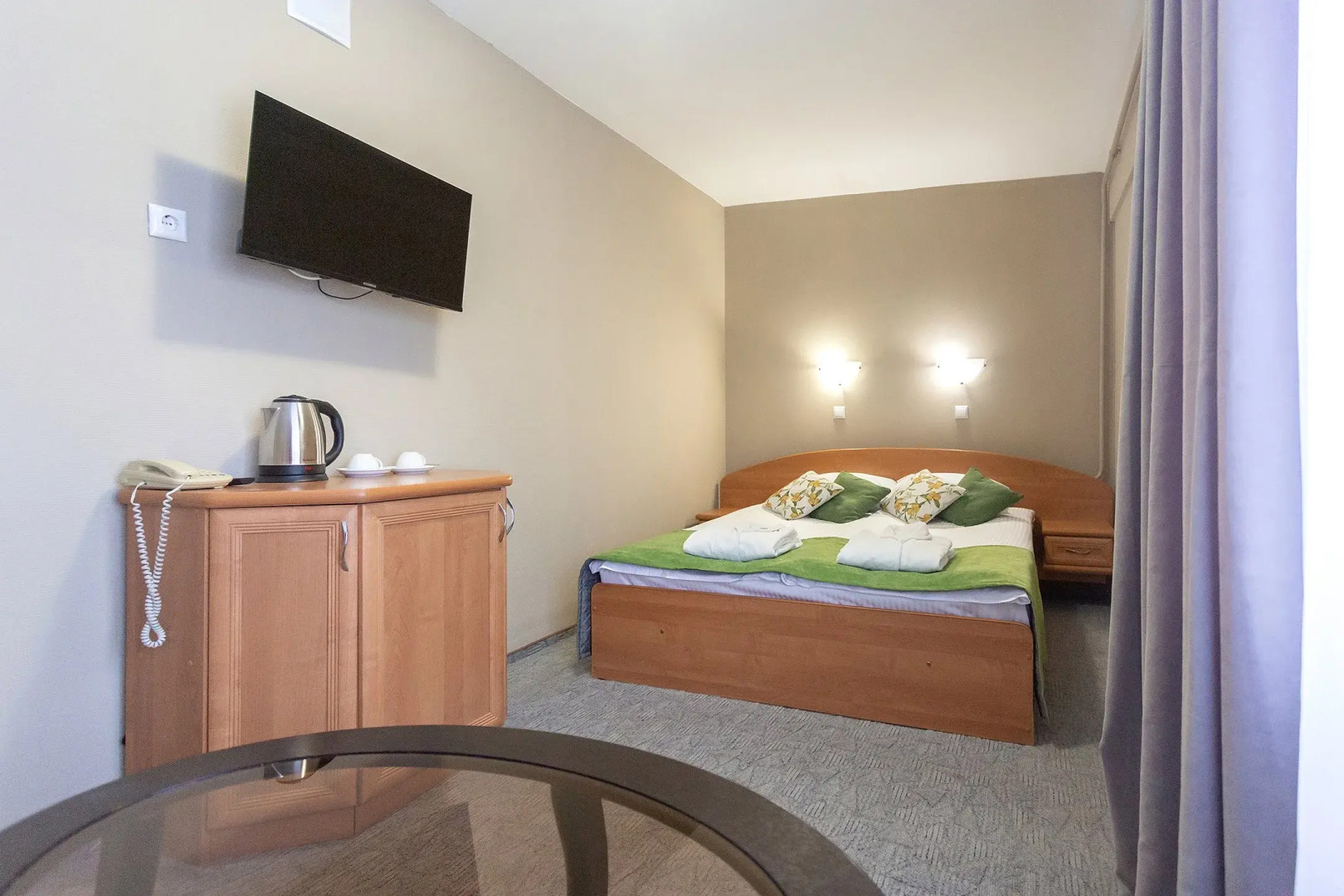 Отель Полисть