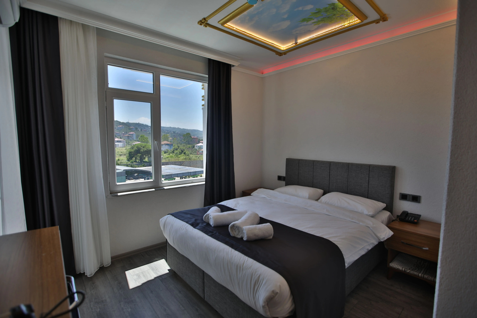 Отель Black Pearly