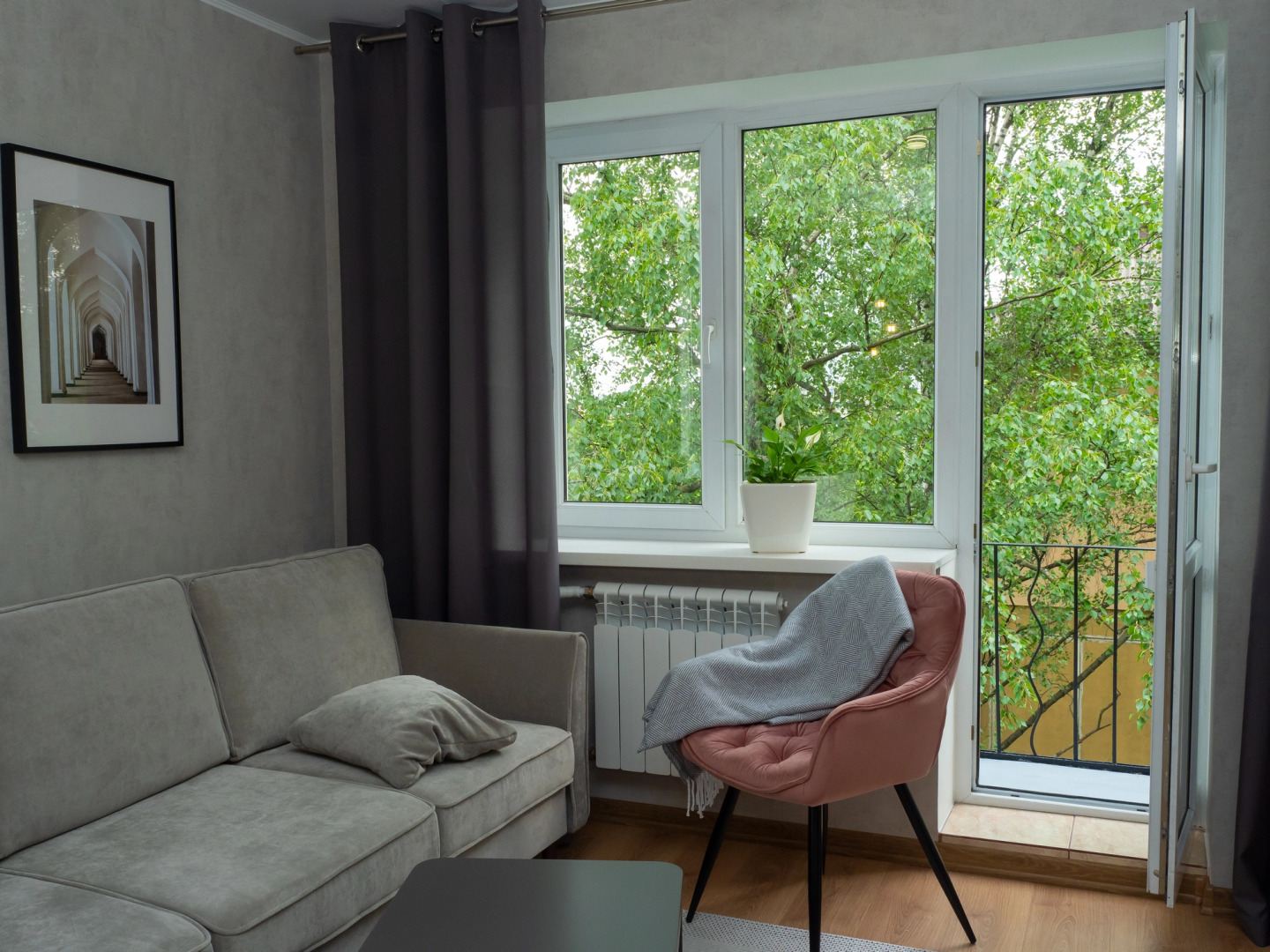 Квартира в Центре с Видом на Озеро