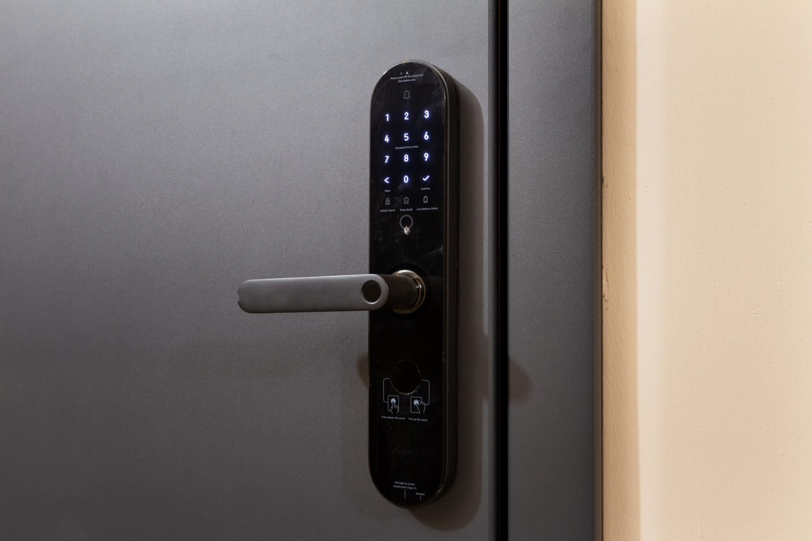 Квартира Студия-Лофт у Зоопарка по Европейским Стандартам