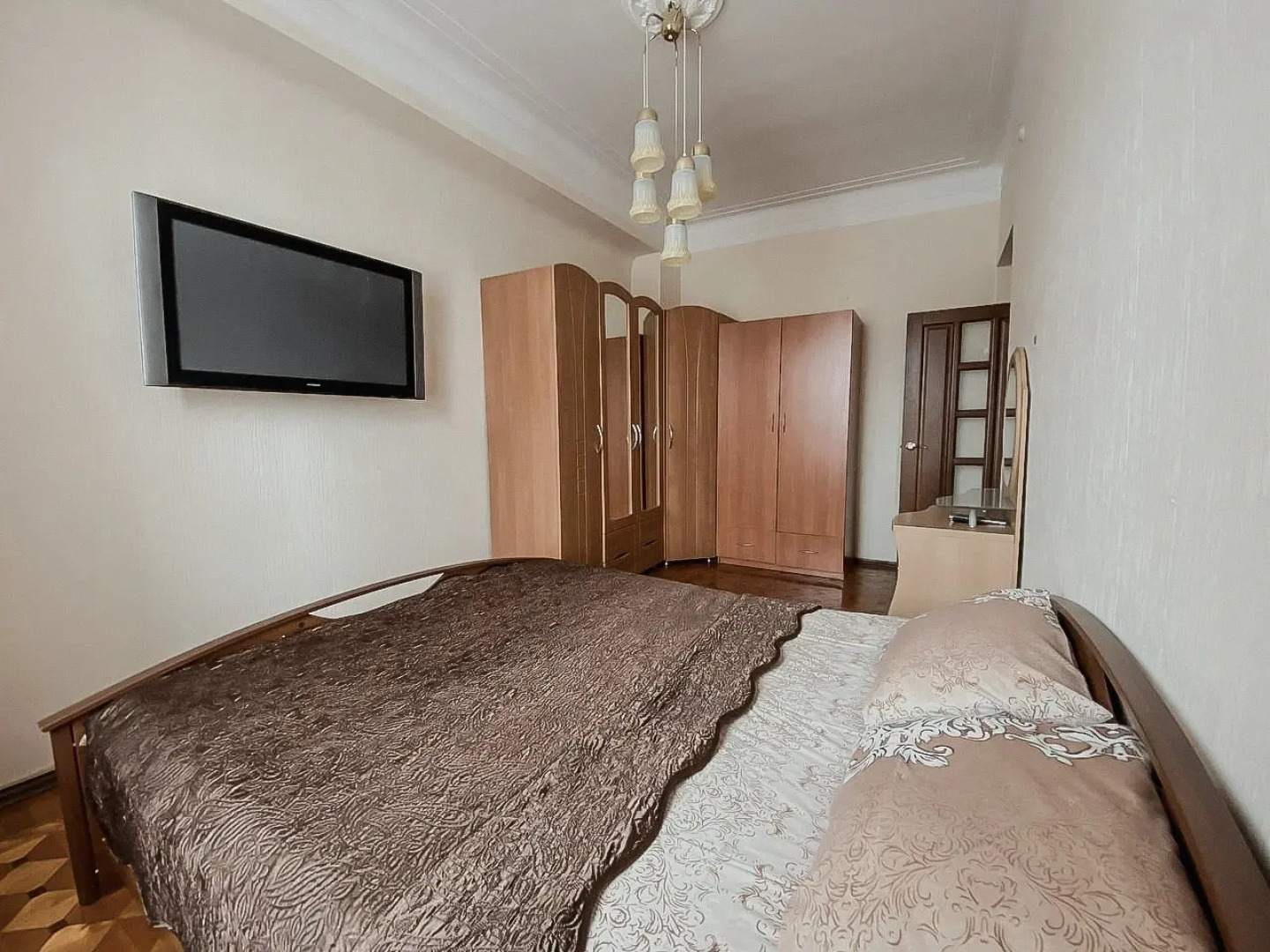 Квартира Green FOX с видом на Астраханский Кремль