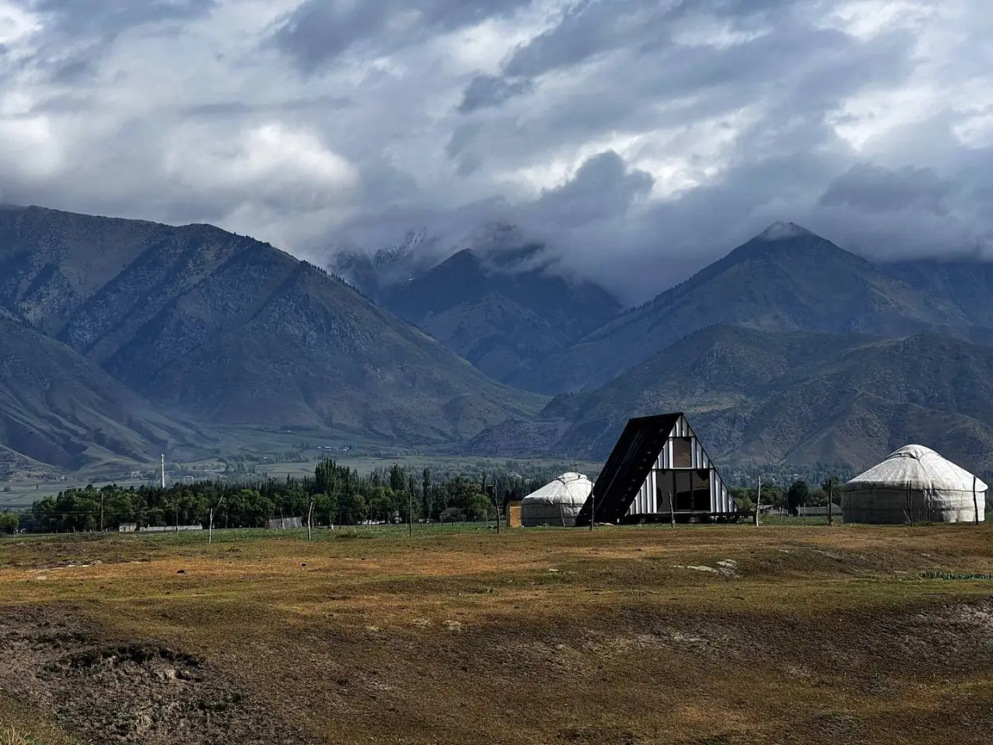 Глэмпинг Светлый Мыс