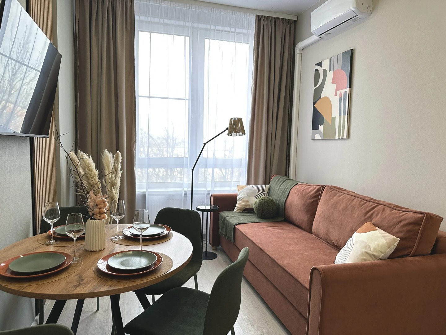 Апартаменты Двухкомнатные в Центре города 524