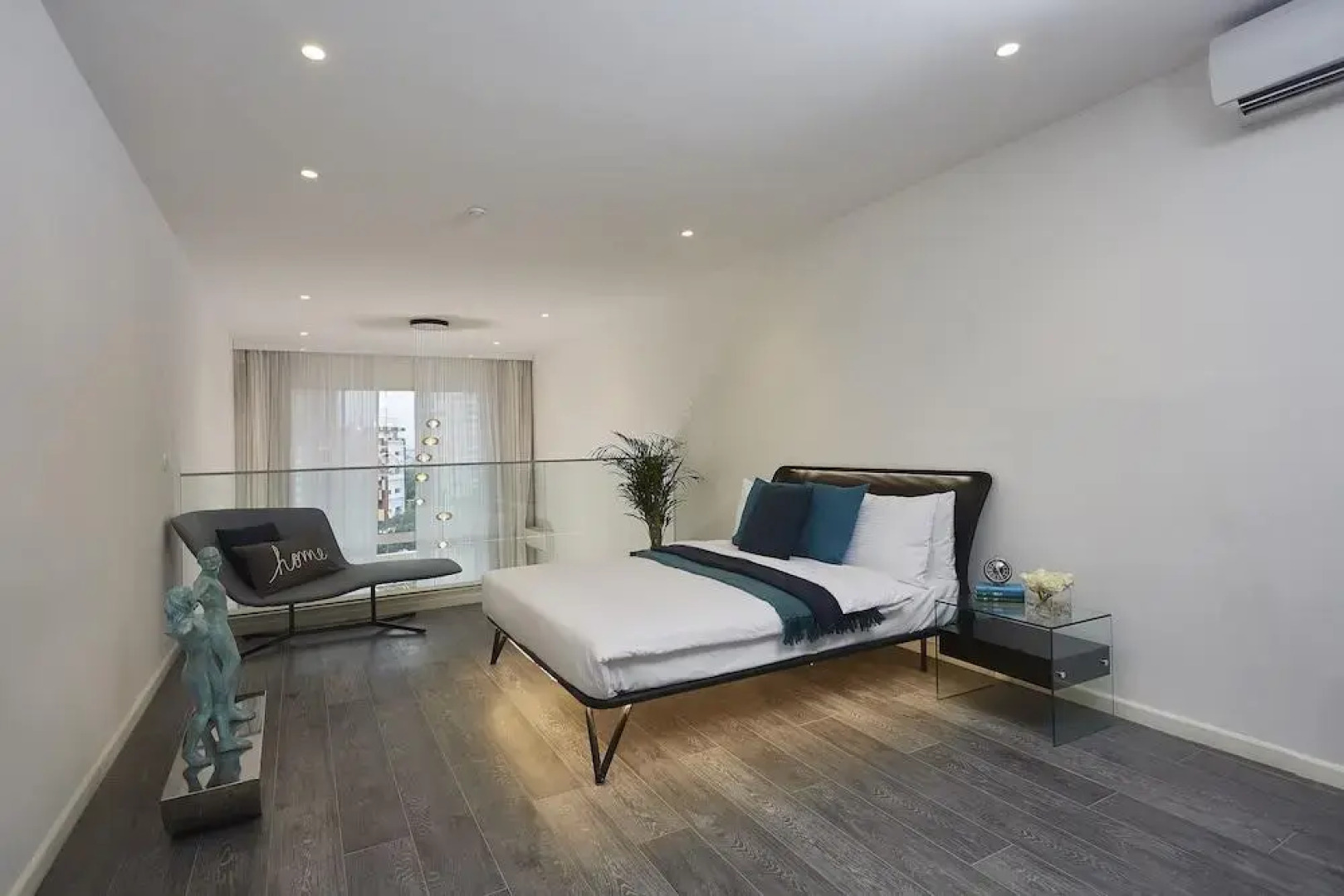 Отель Kwarleyz Residence