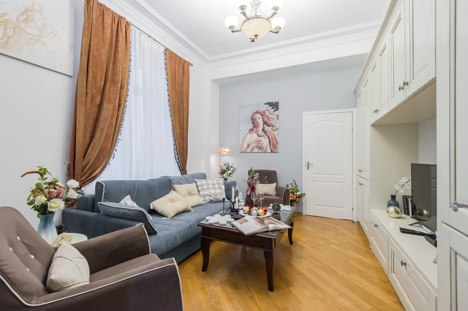 Квартира GM Apartments на 16 этаже Сталинской высотки