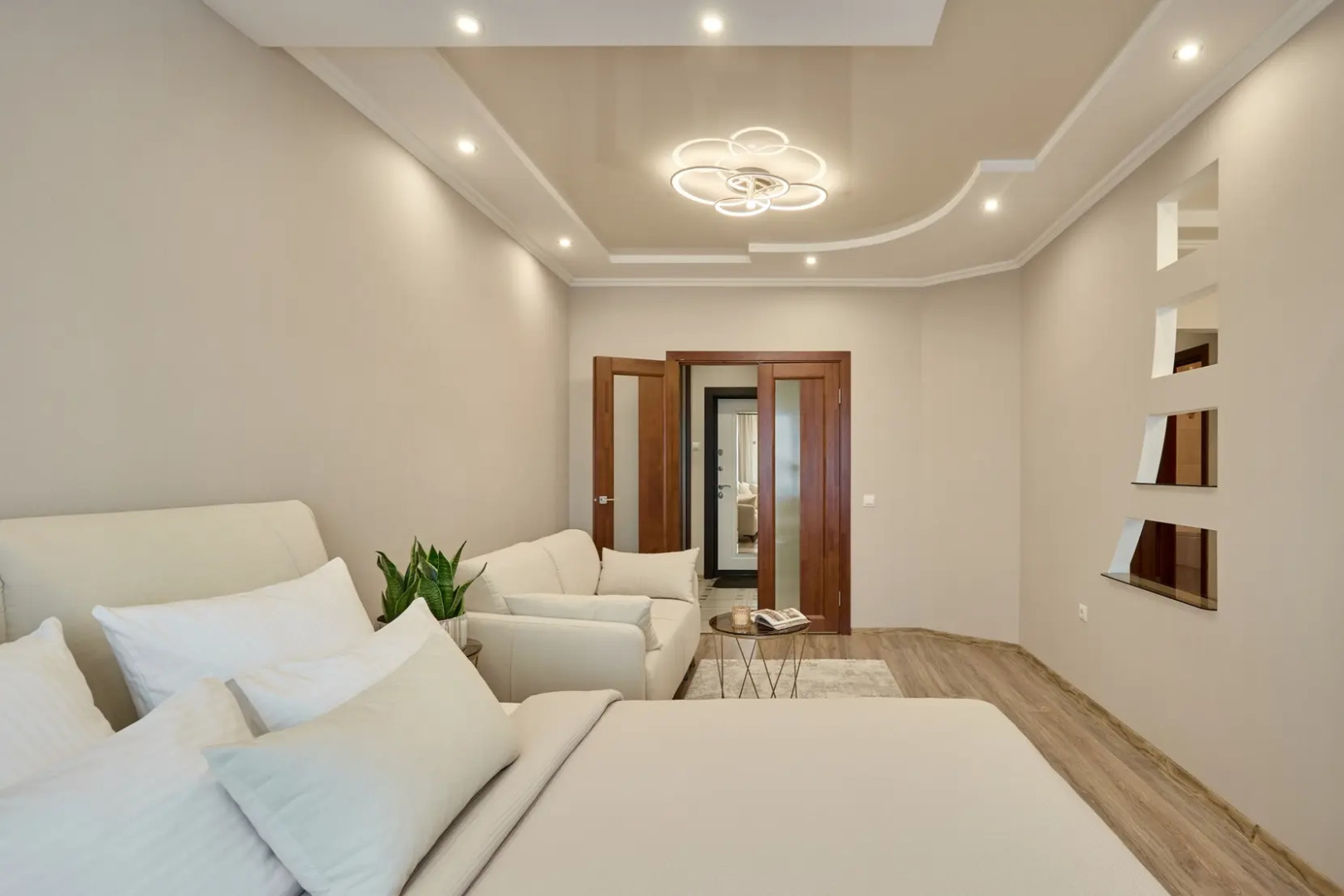 ЕвроУют на переулке Поповича 6