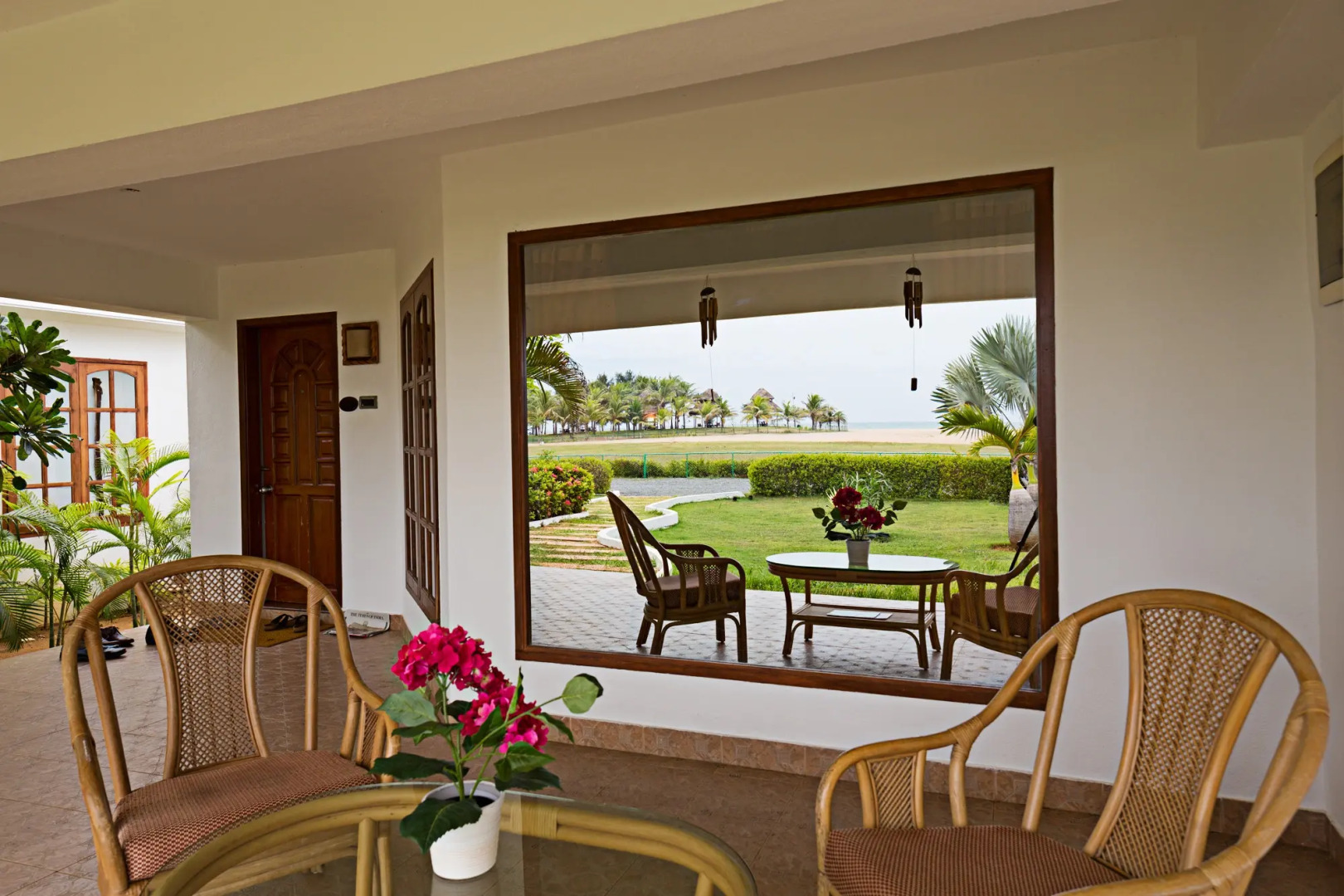 Отель Chariot Beach Resorts