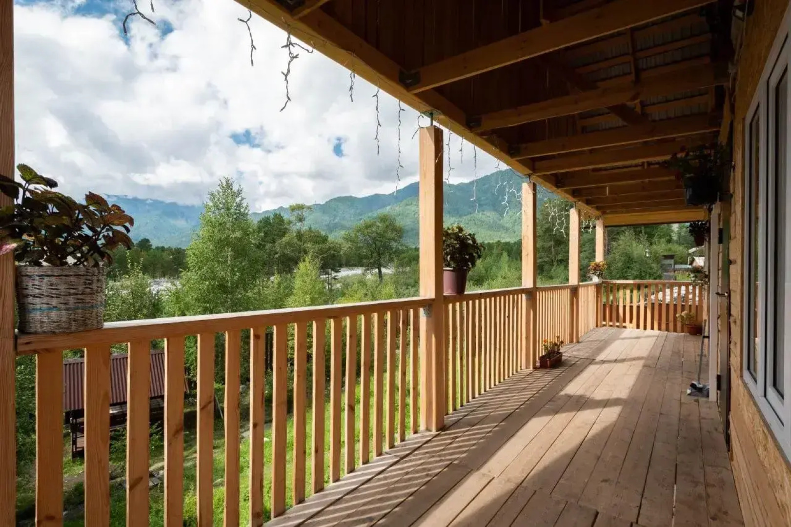 Отель Дом у реки