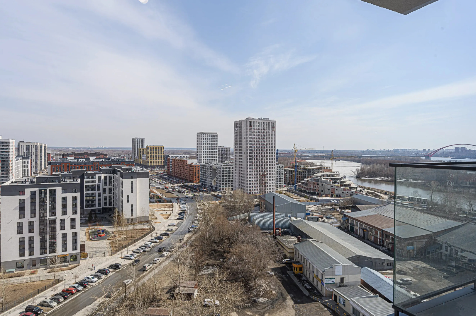 Апартаменты Stepanenkov для Двоих Гостей на Заровного 10 на 14 этаже