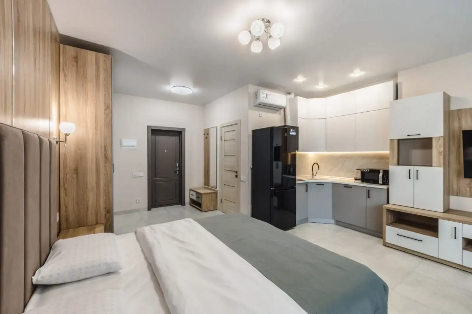 Квартира Студия с Детской Лоджией от УК Family Pride Apartments