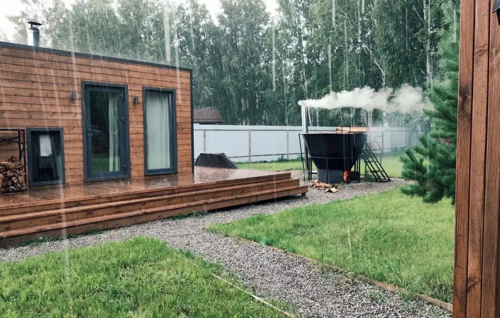 Частный дом Загородный дом в окружении леса