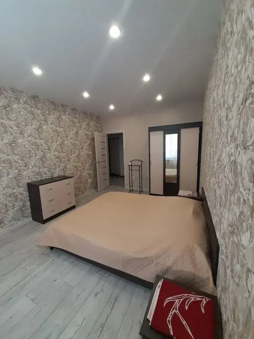 Квартира Комфортабельная на 50-летия Победы 10