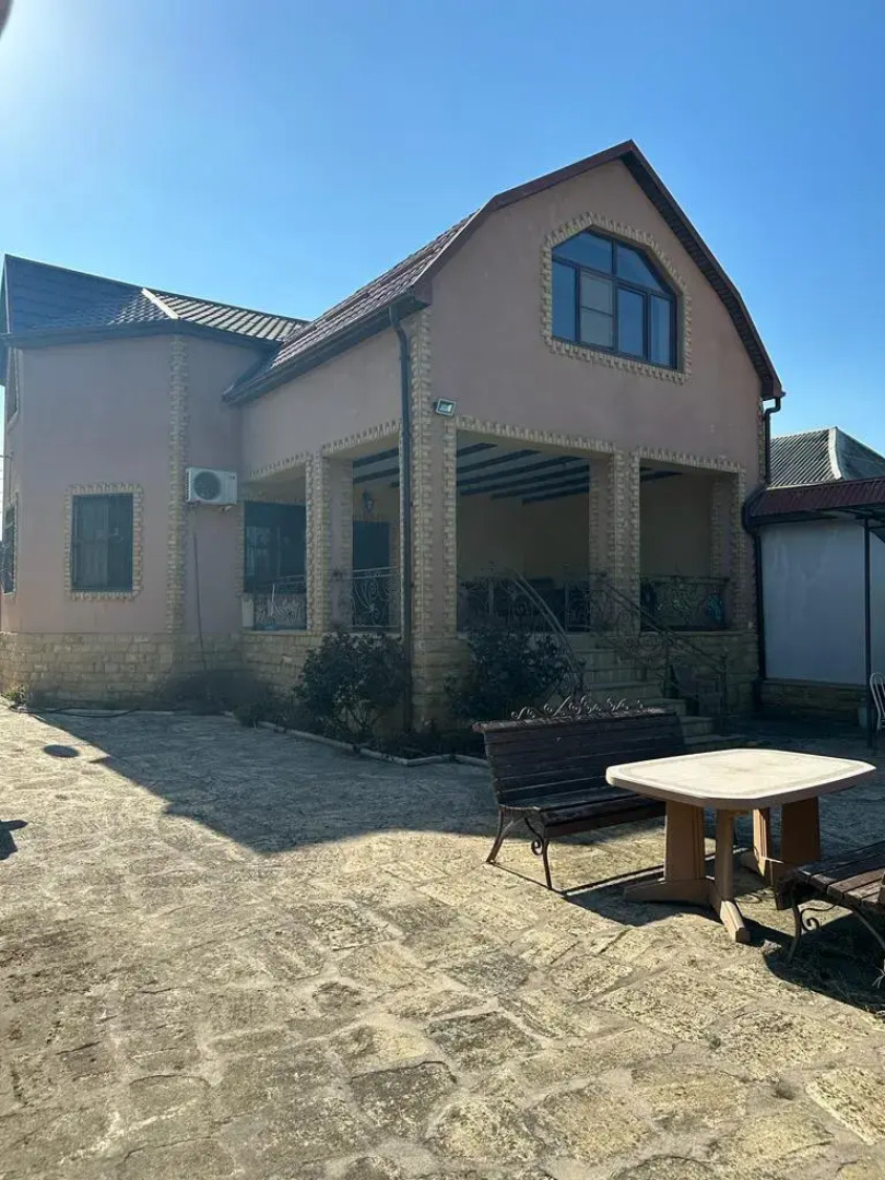 Частный Дом Дача Хазар на  Мира 33