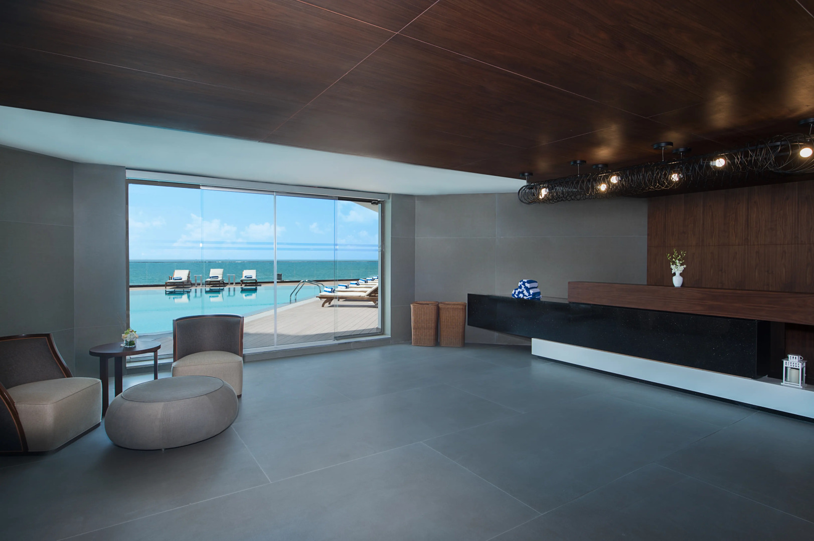 Отель Wyndham Garden Ajman Corniche