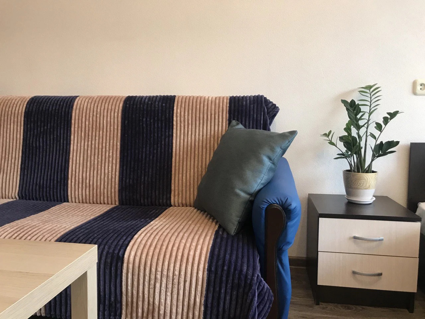 Апартаменты 1-я Выборгская 64