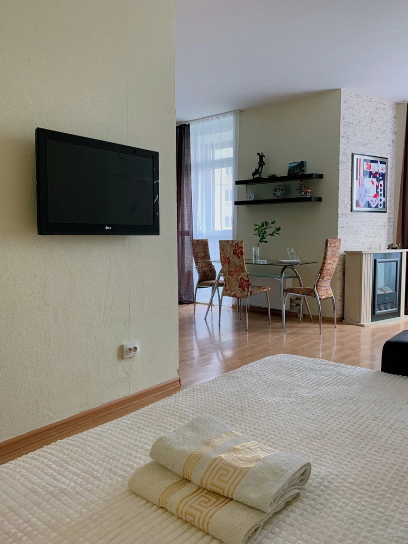 Апартаменты 61 на Феофанова