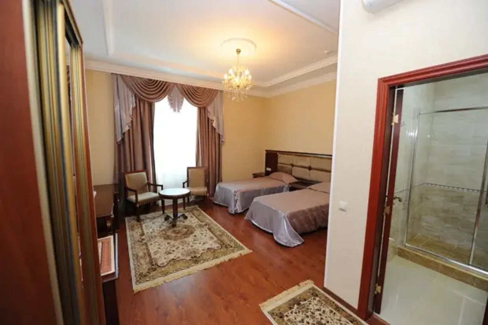 Отель Эдельвейс