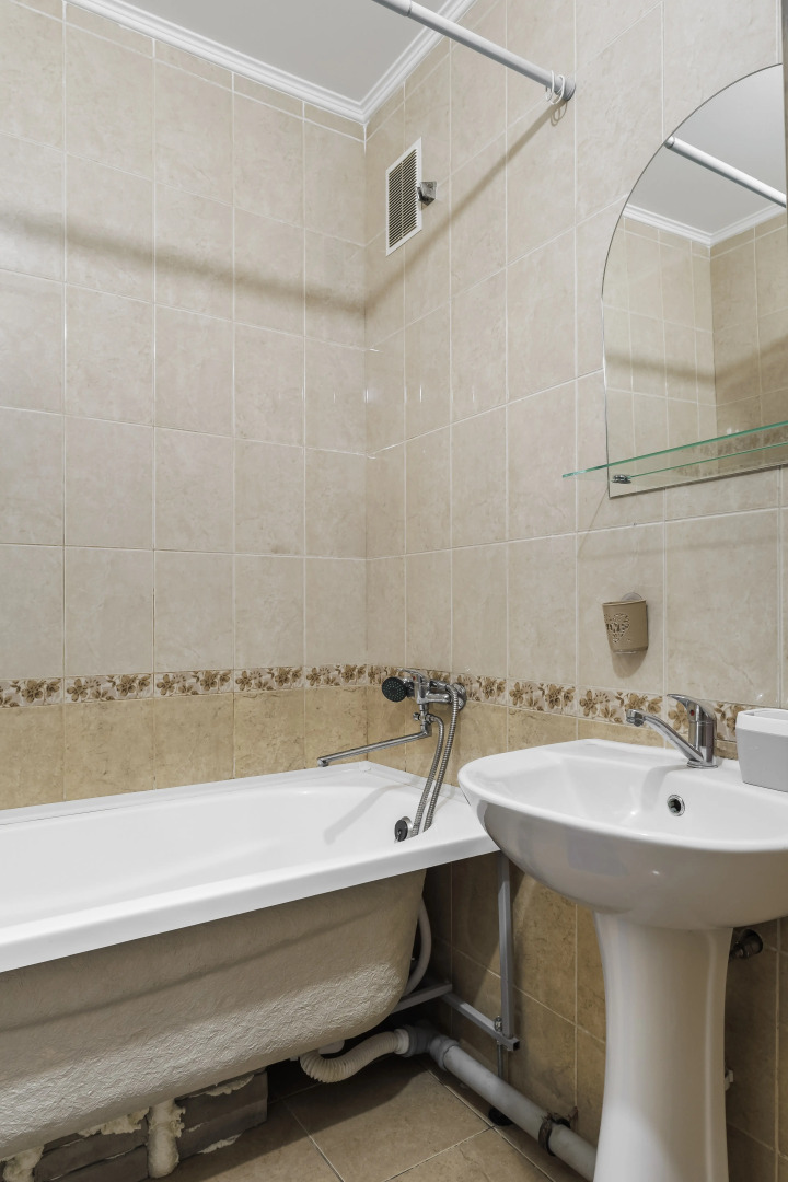 Квартира на Современников