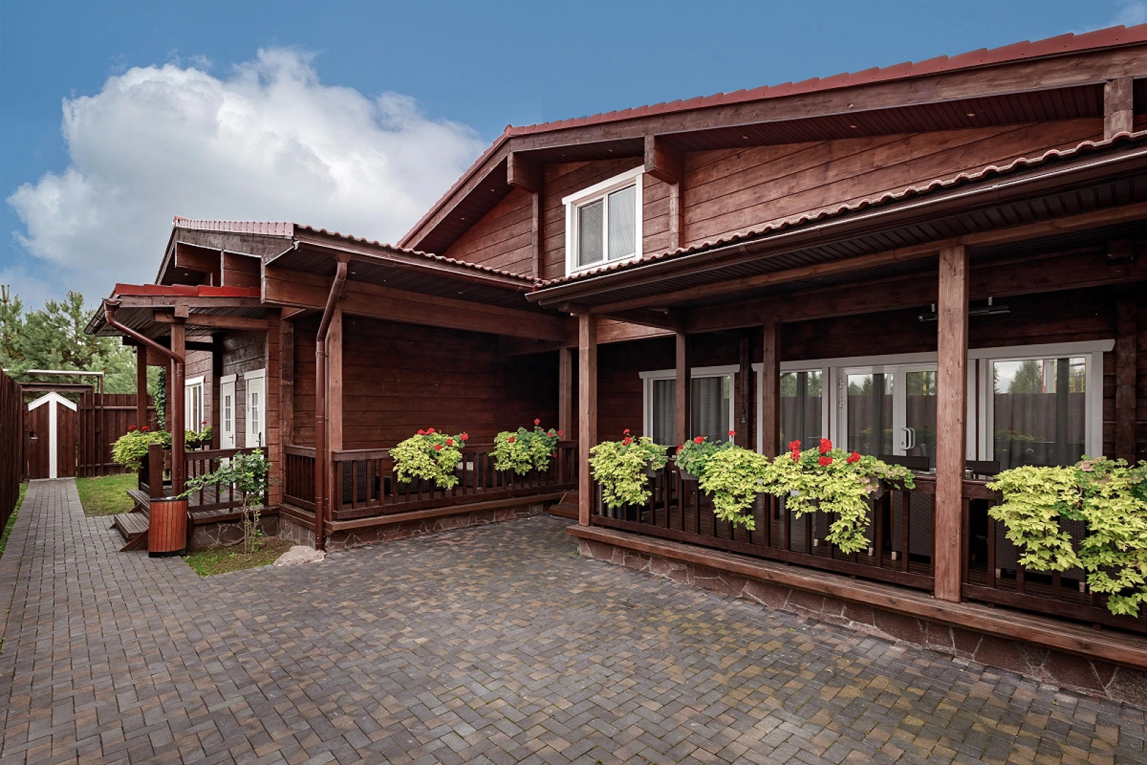 Отель Fish Point Family Resort (Золотой сазан)