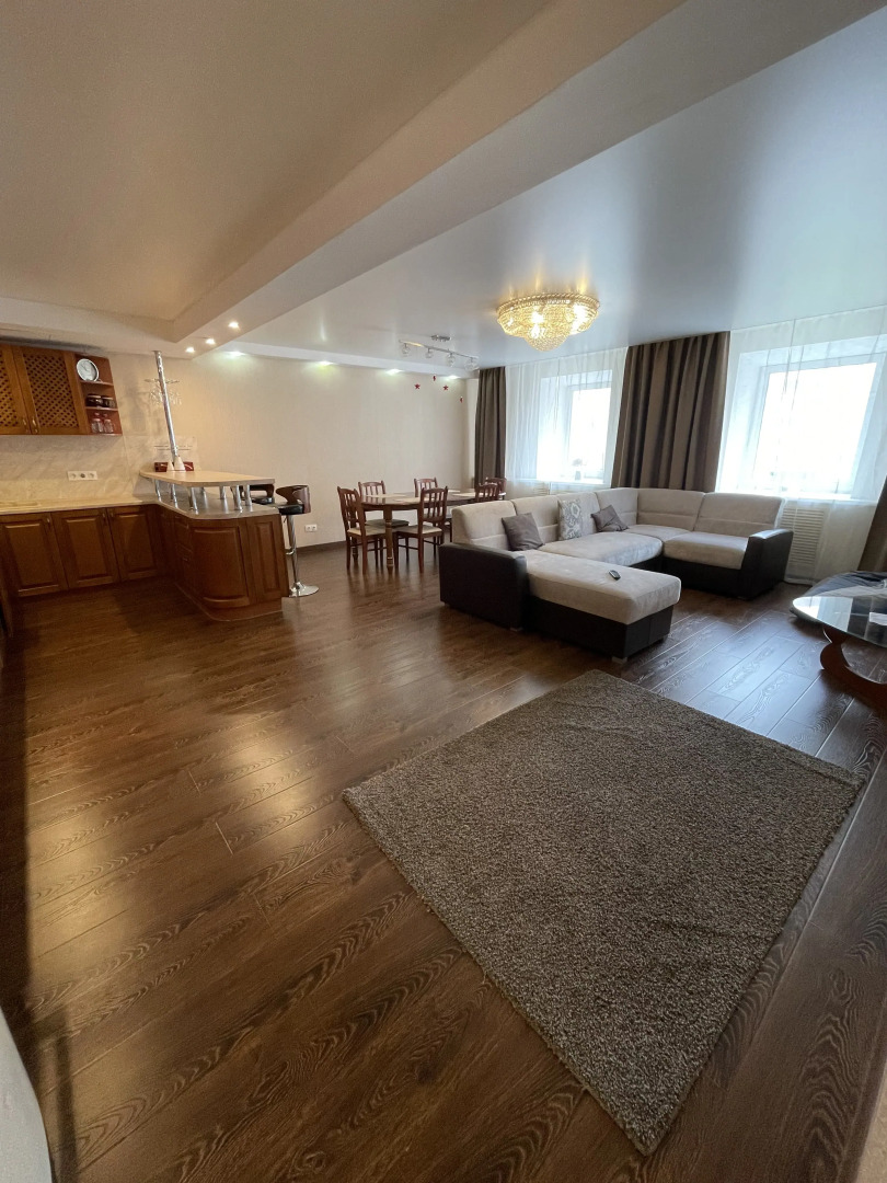 Апартаменты у Ленты