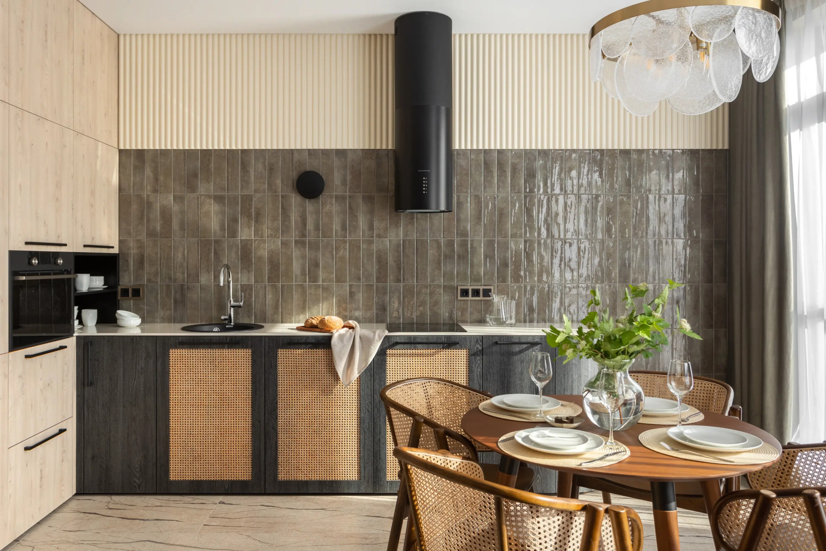 Отель Leon Estate