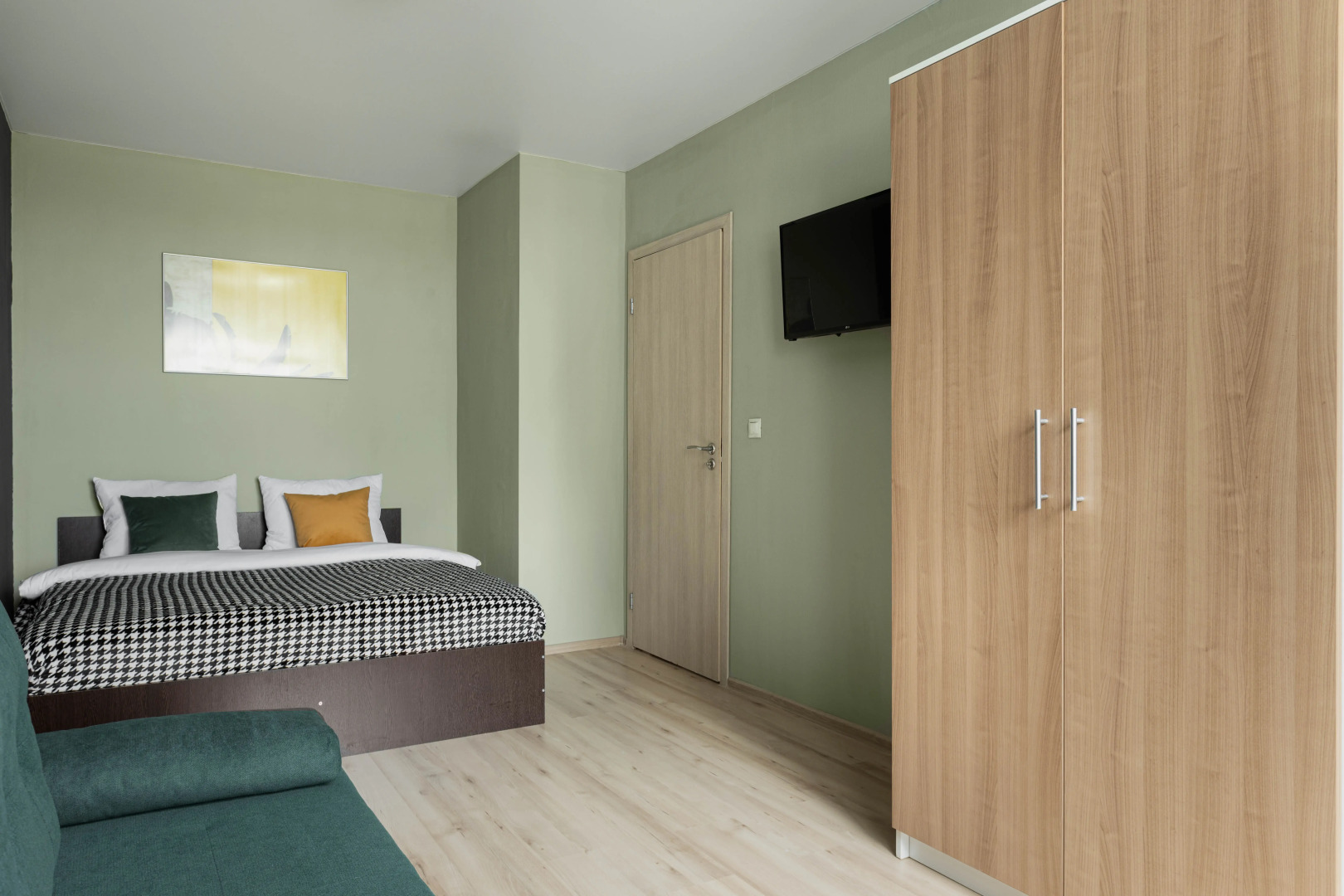 Апартаменты с Видом на Реку Нева