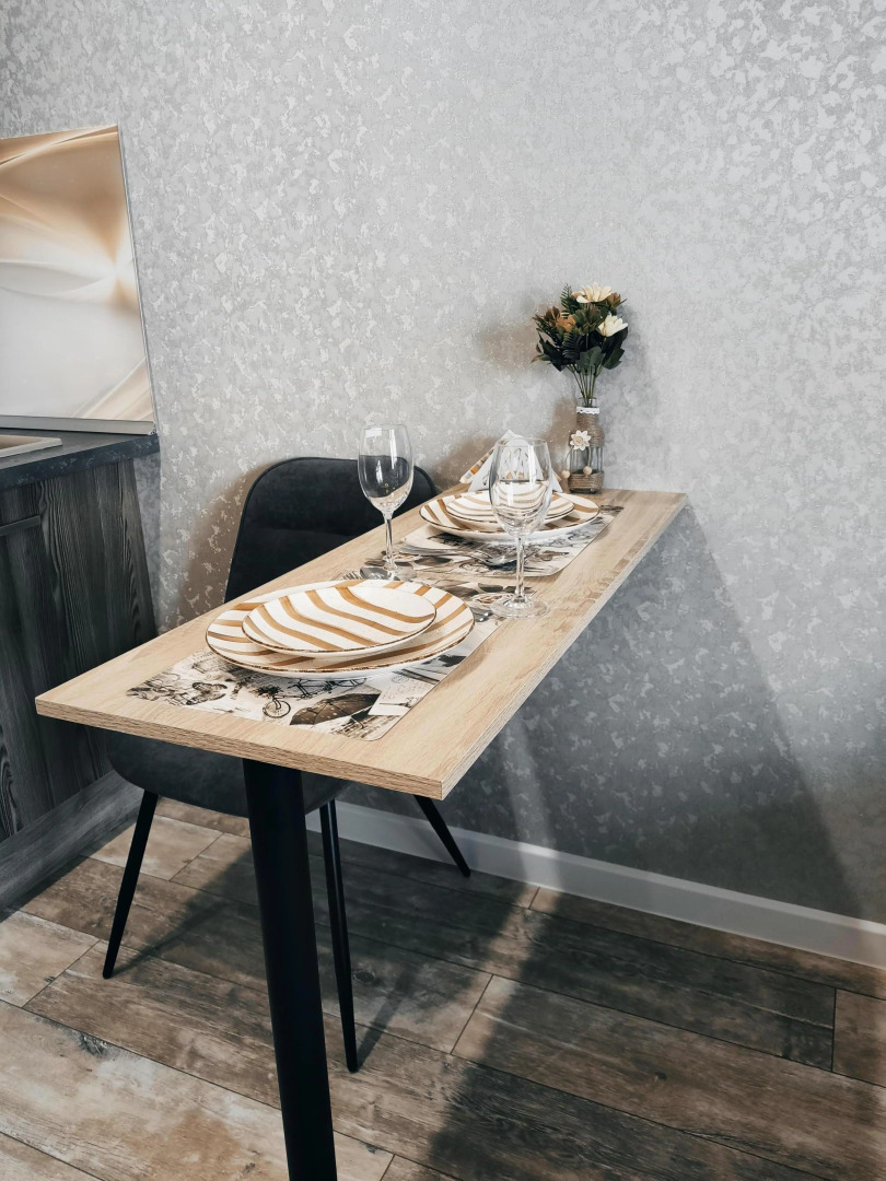 Апартаменты 8 марта 48/1