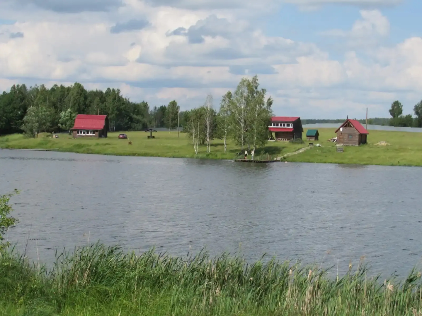 Частный дом на озере