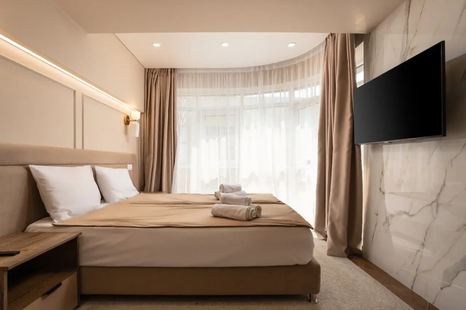 Апартаменты Отель Mirror 4