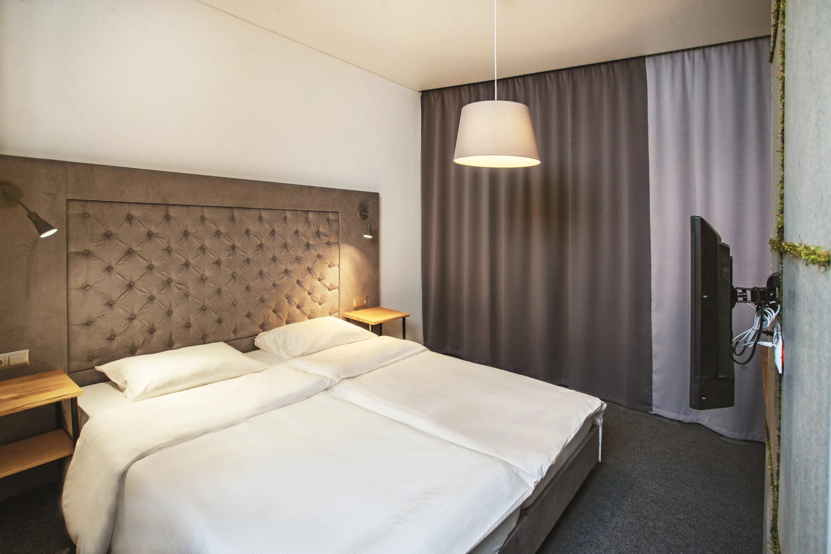 Отель У Медового моста