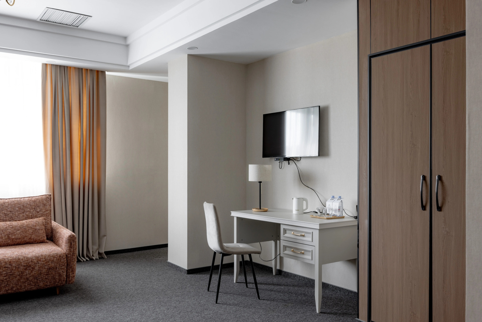 Отель Mountain View Residence Almaty