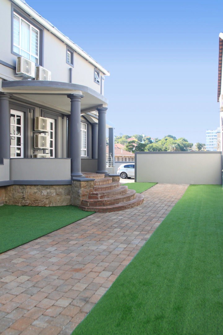 Отель The Cato Suites