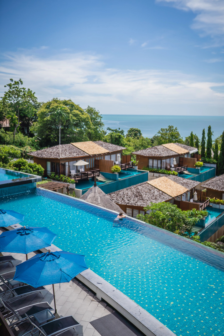 Отель KC Resort & Over Water Villas